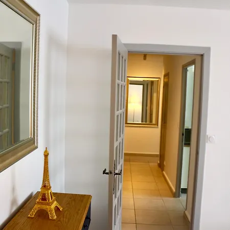 Chaleureux En Centre-ville Appartement